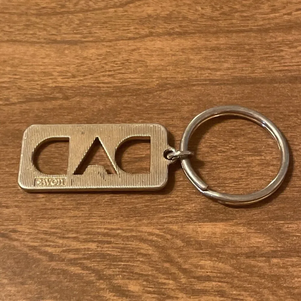 Vintage Avon Goldtone Cutout DAD Keychain Key Ring Chain Fob Hangtag